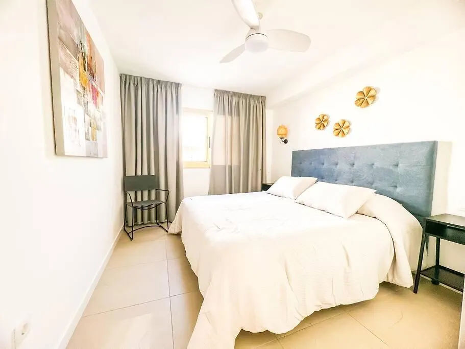 Stunning Bungalow, Pool, Terrace, Beach! Se12 Costa Adeje  Costa Adeje (Tenerife)